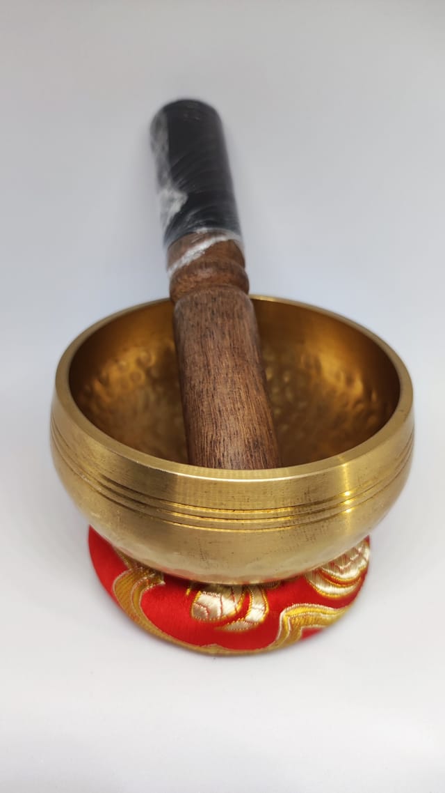 Bol Tibétain avec coussin rouge