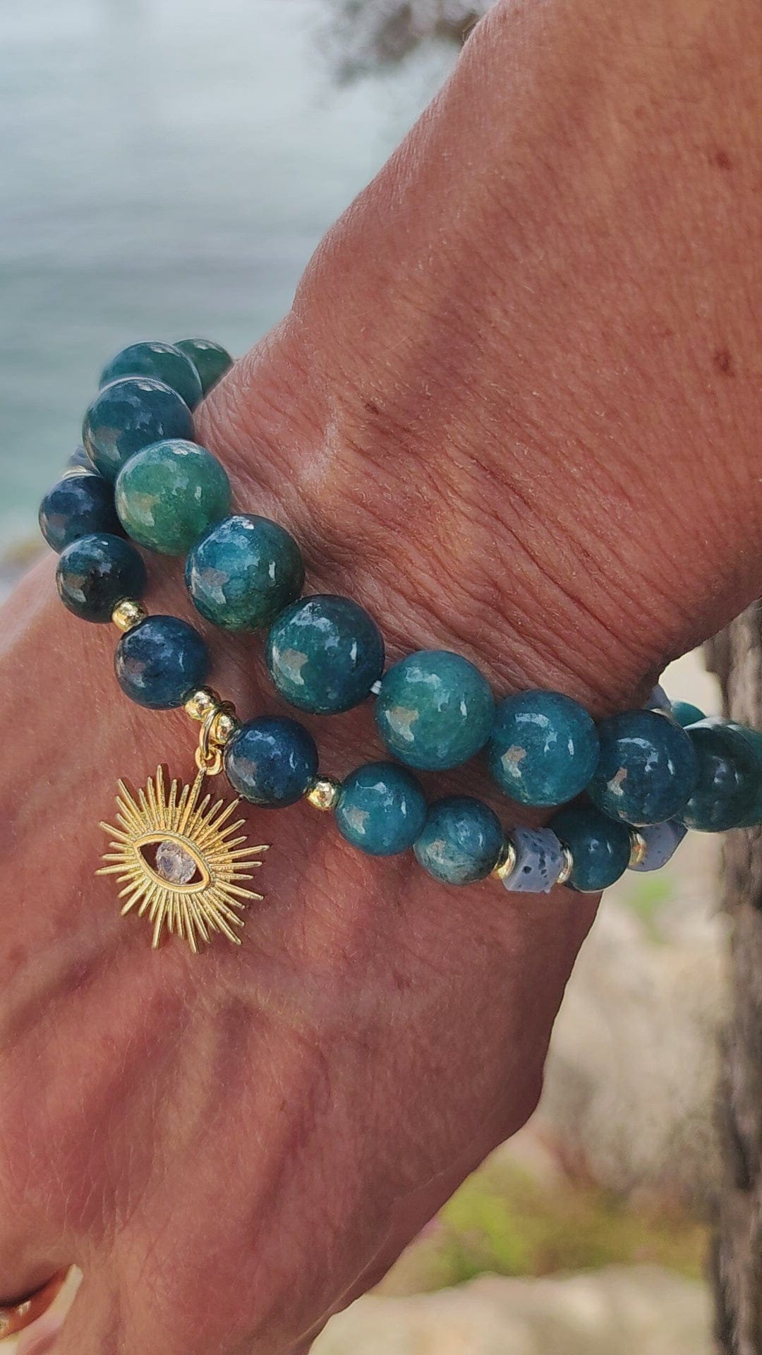 Bracelet Apatite avec pendentif soleil - 3